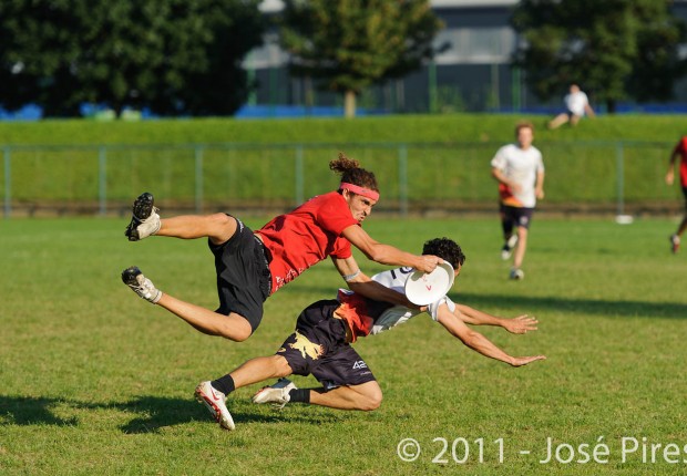 2011-08-05-0672-X2 2011-08-05-0672-X2